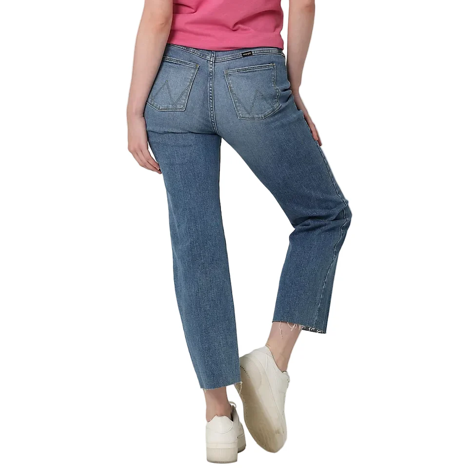 Wrangler Women's High Rise Rodeo Straight Crop Jeans - Medium - Image 2