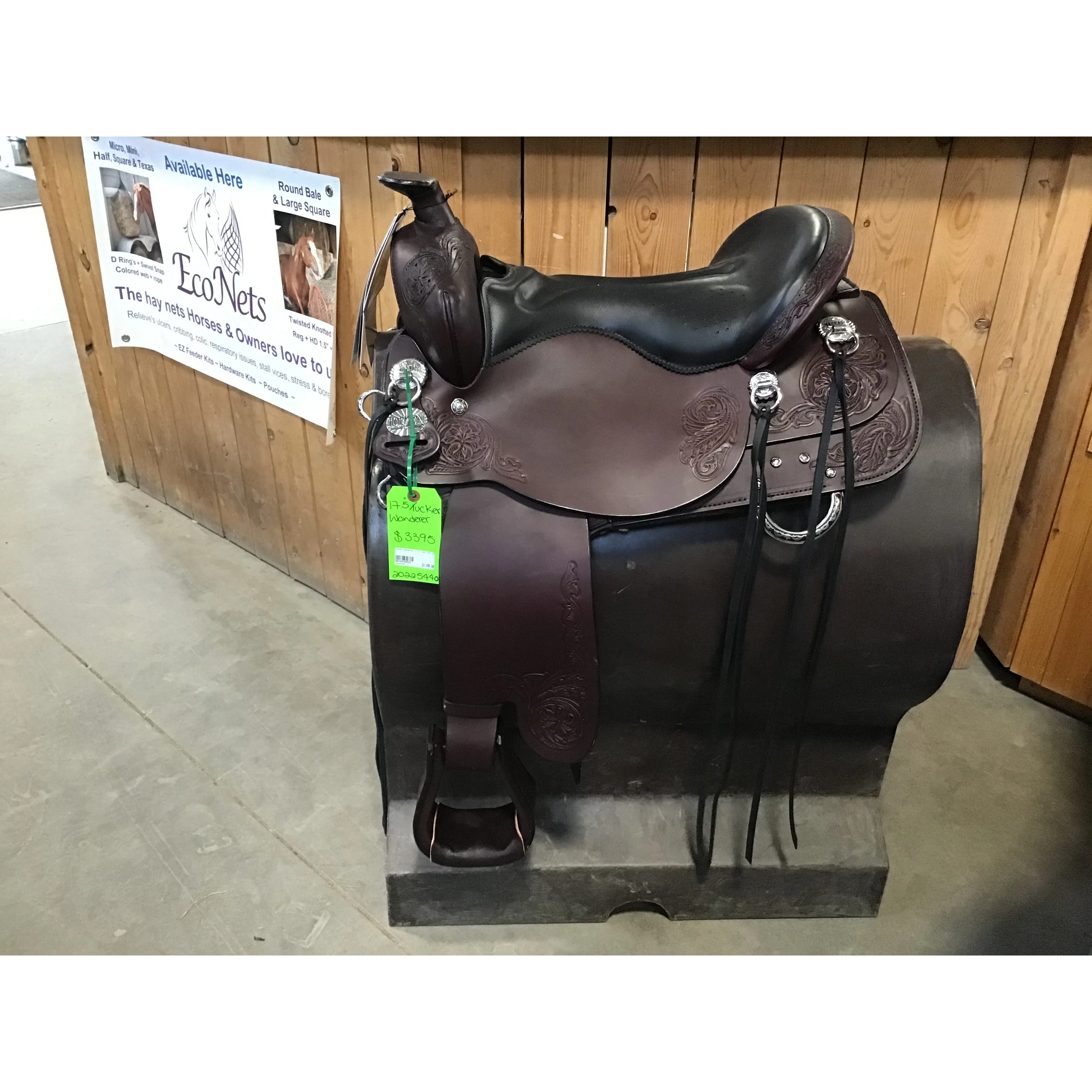 Tucker Wanderer 15.5" Seat BNT WIDE