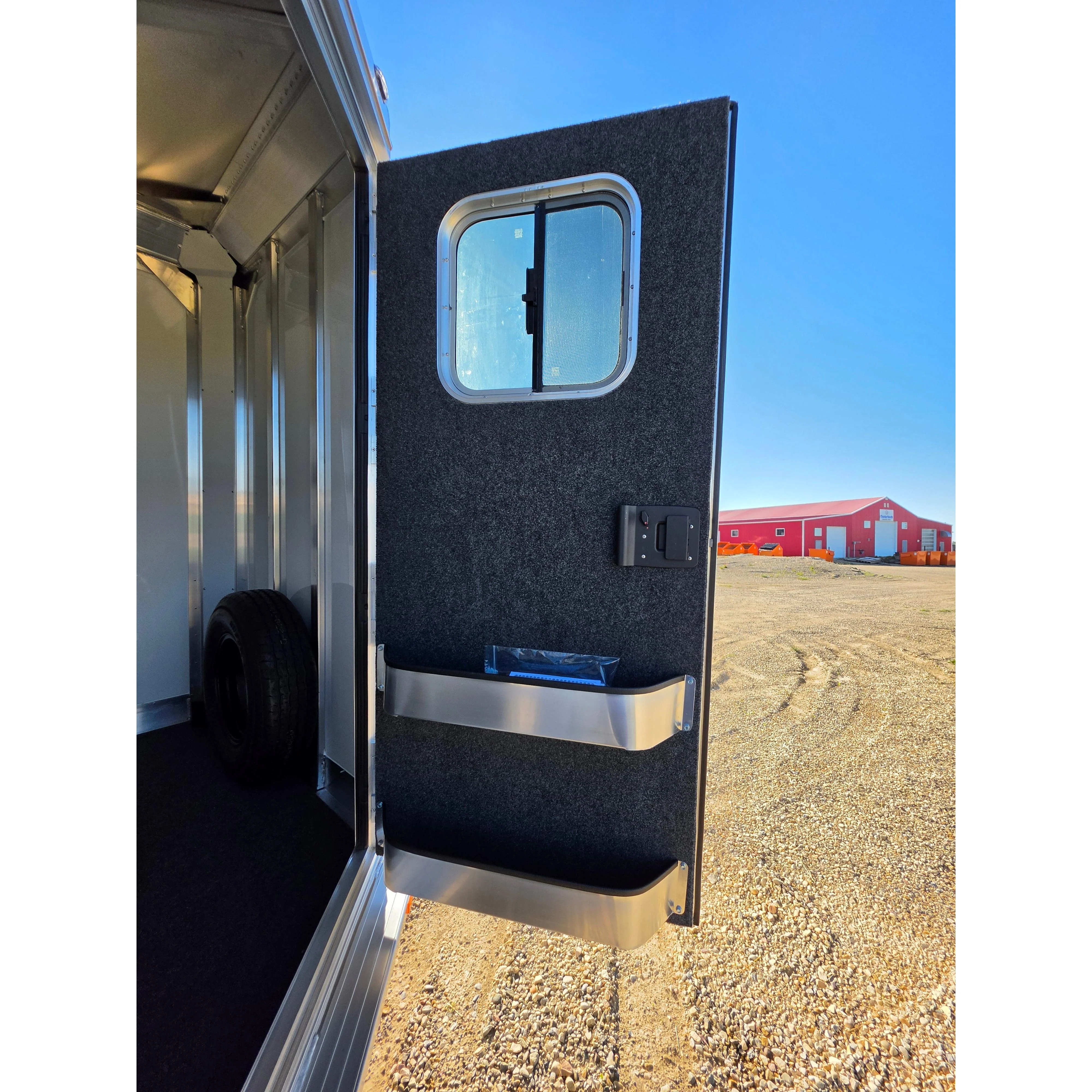 2027 4-Star 11' 2-Horse Warmblood Slant Load Bumper Pull - Image 7