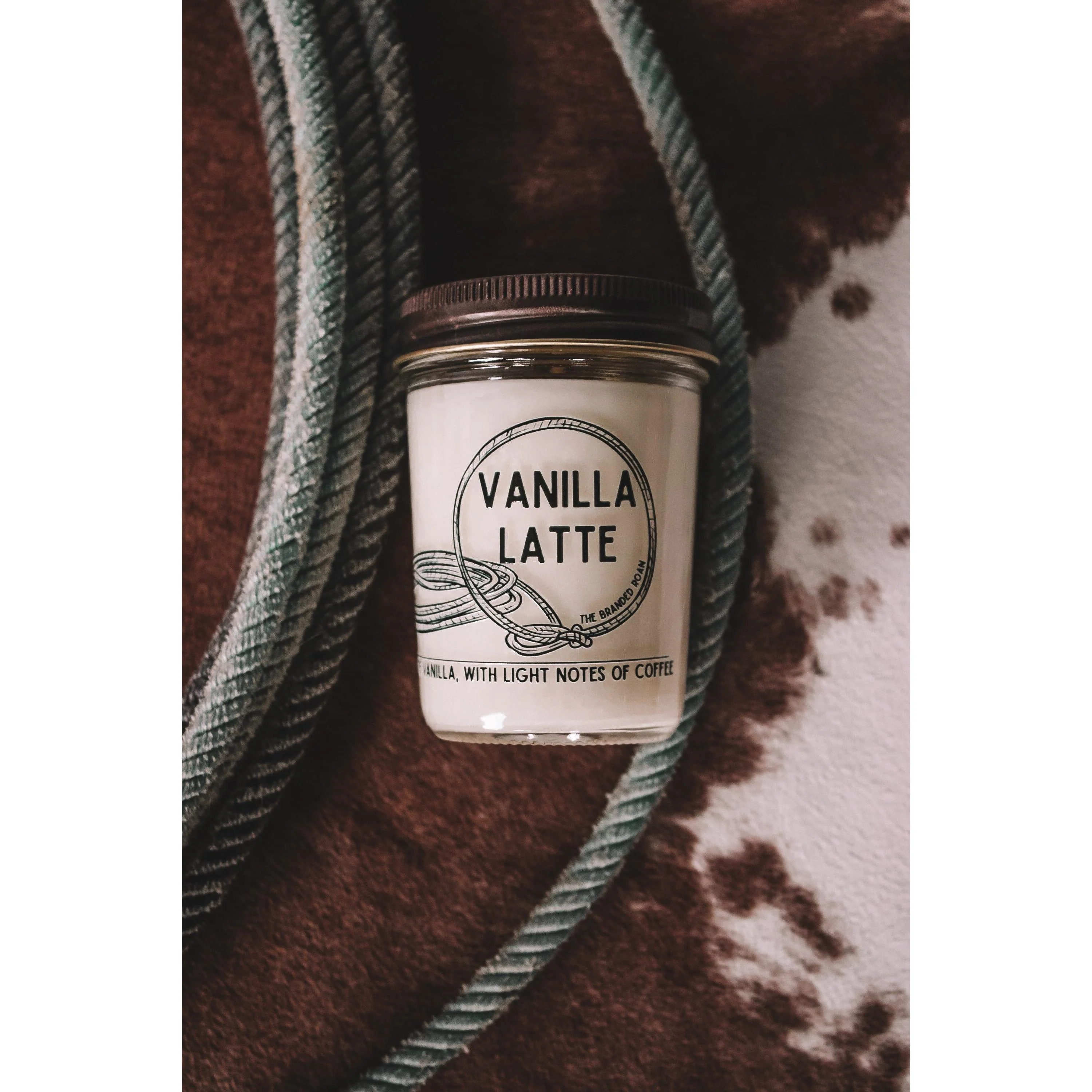 8oz Vanilla Latte Candle - Image 2