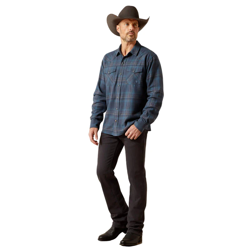 Ariat Men's Higgins Retro Fit Long Sleeve Snap Shirt - Navy - Image 4