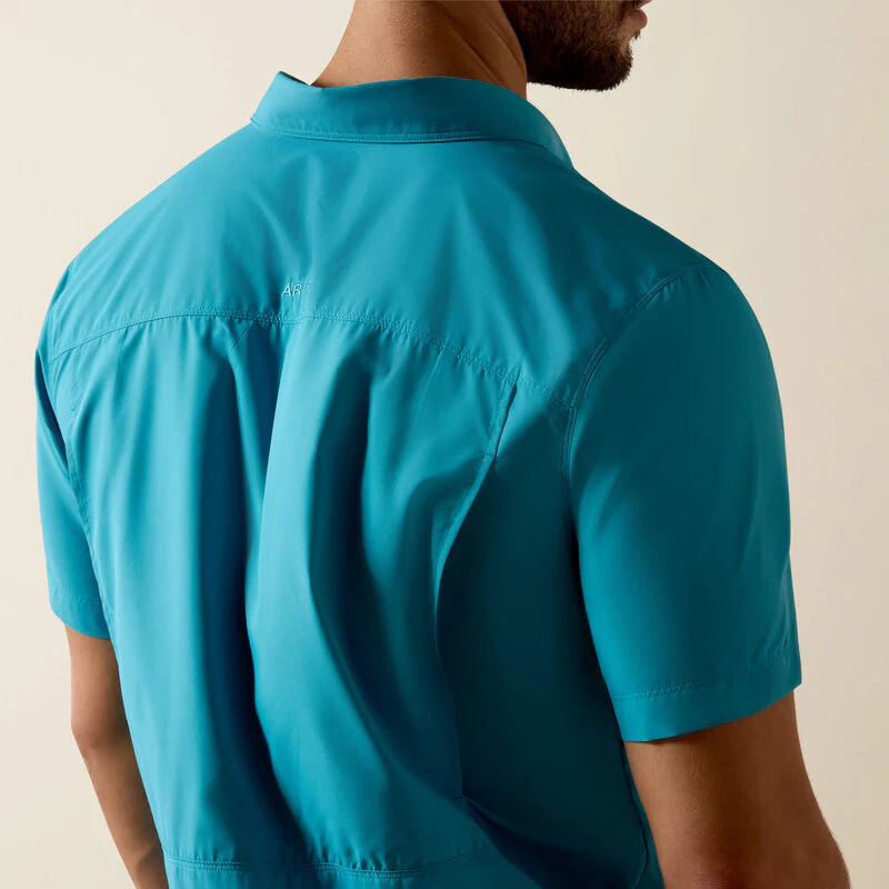 Ariat Men's VentTEK Outbound Fitted Short Sleeve Shirt - Blue Moon - Image 4