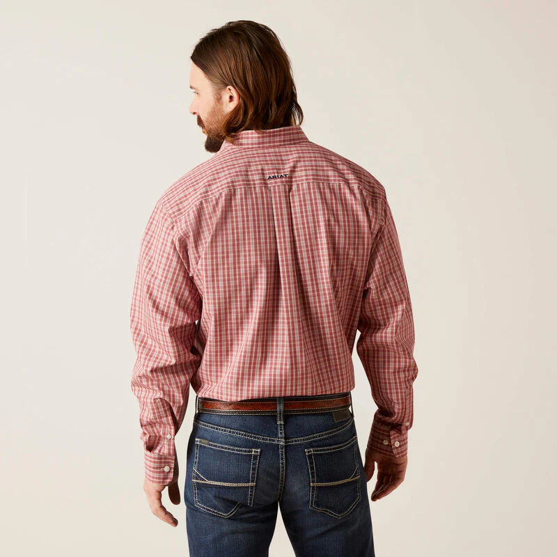 Ariat Men's Wrinkle Free Kairo Classic Long Sleeve Shirt - Biking Red - Image 2