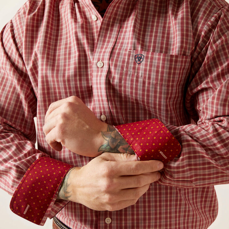 Ariat Men's Wrinkle Free Kairo Classic Long Sleeve Shirt - Biking Red - Image 4