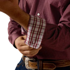 Ariat Men's Wrinkle Free Wrenly Classic Fit Long Sleeve Dot Print Shirt - Red Mahogany - Image 4