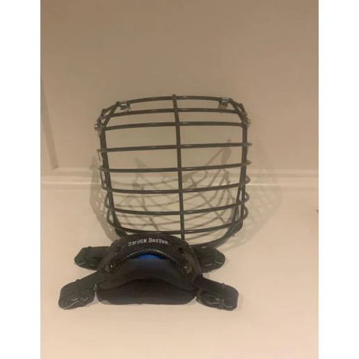 Crooked Horn Adult Hockey Helmet Bullriding Cage- Black