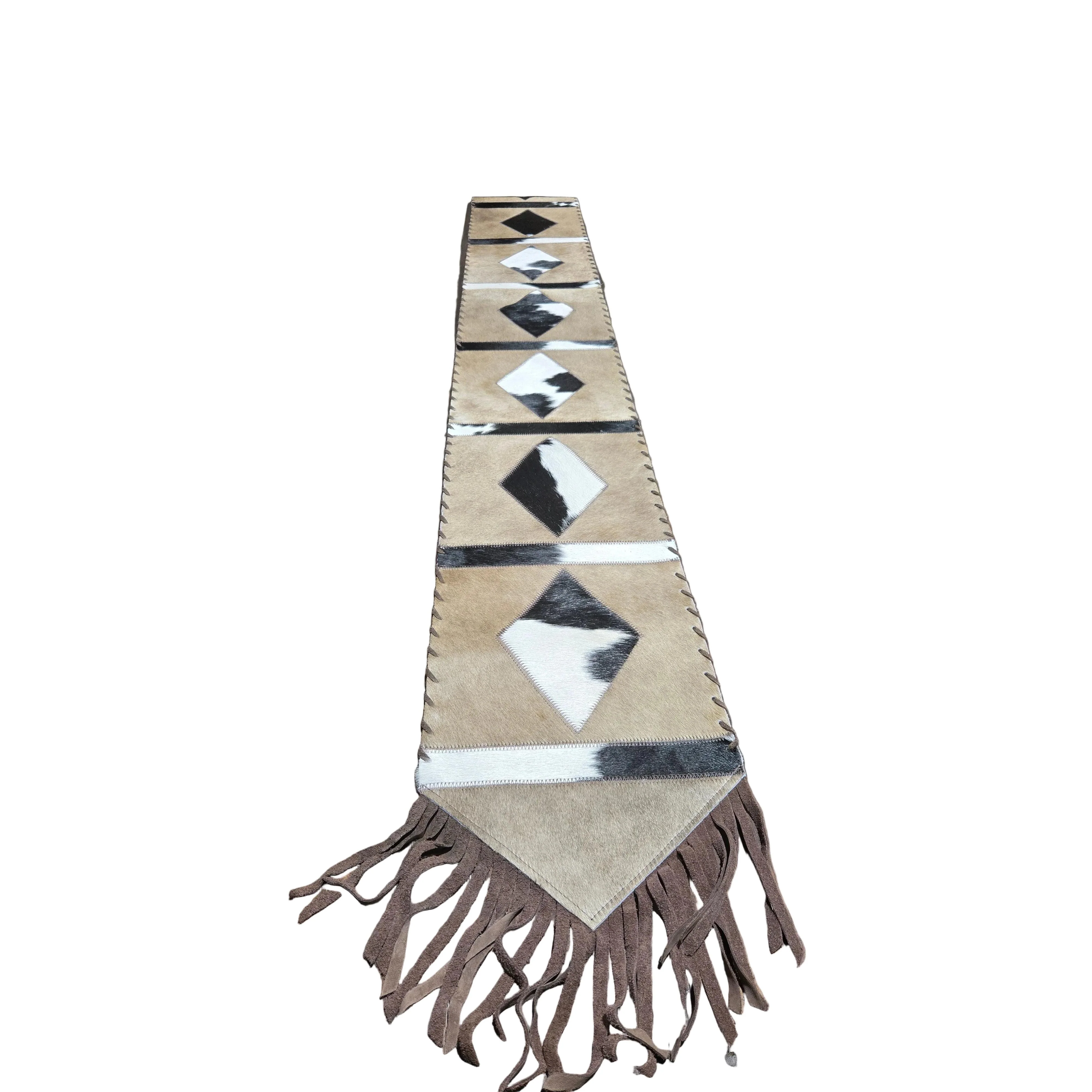 D2W Trading Table Runner Model 1 - Diamonds w Fringes 8'