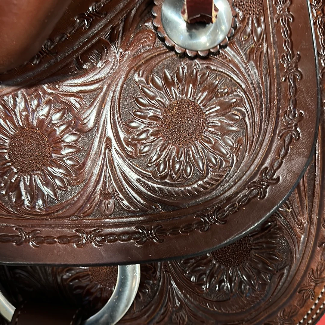 Irvine 15" All Around Saddle - Image 3