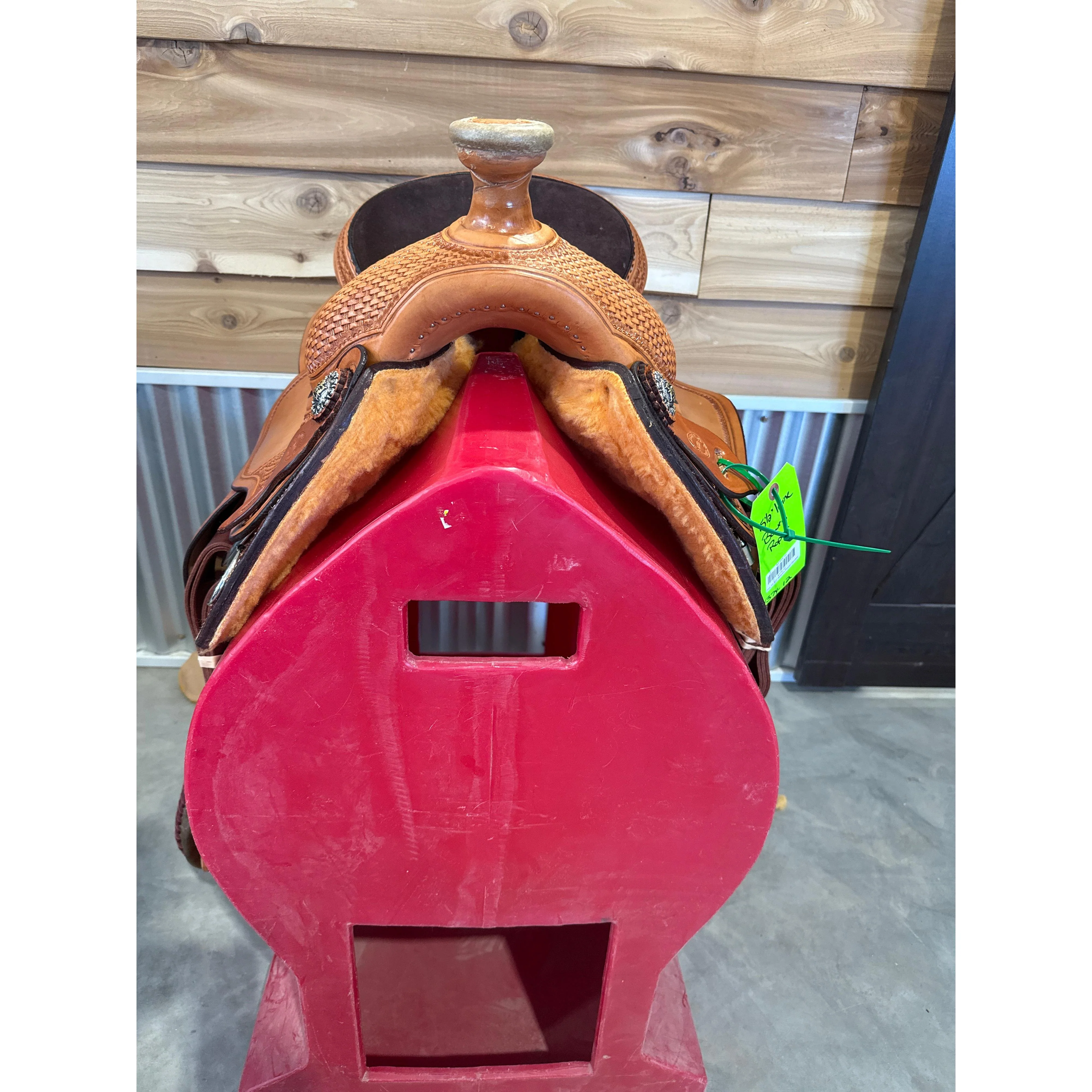 Irvine 15.5" Bowen Roper Saddle - Image 3