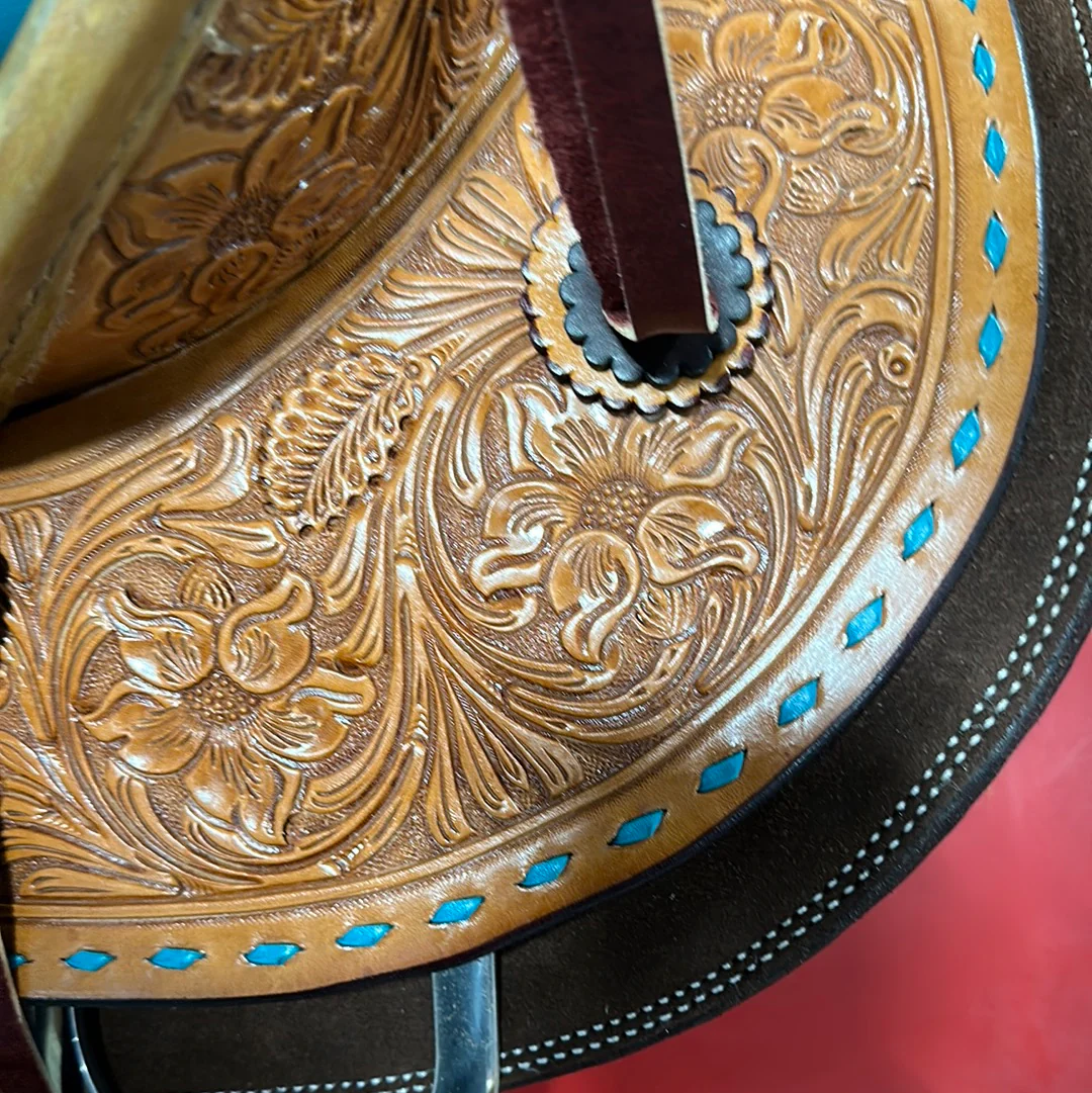 Irvine 15.5" Wade Saddle - Image 3