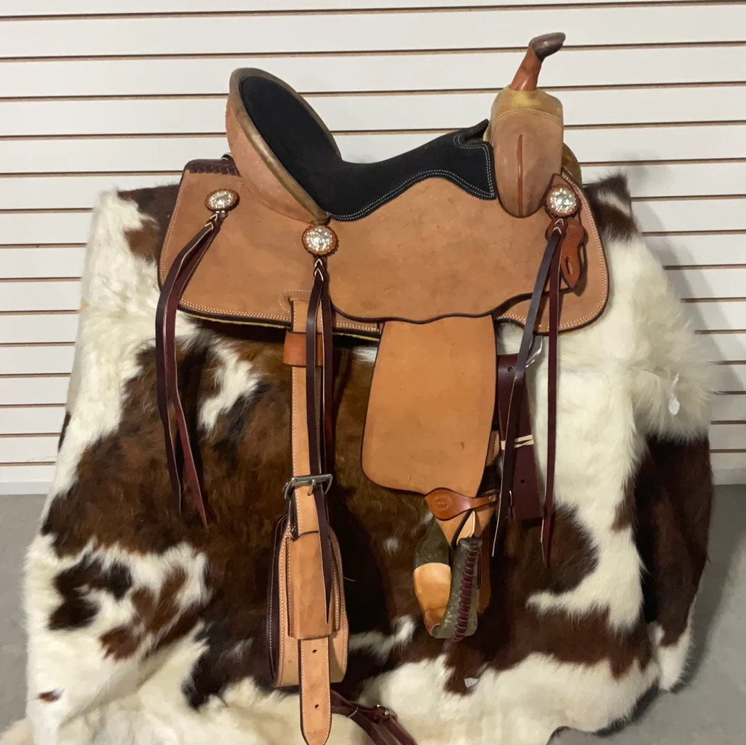 Irvine 15" Barrel Saddle - Image 3