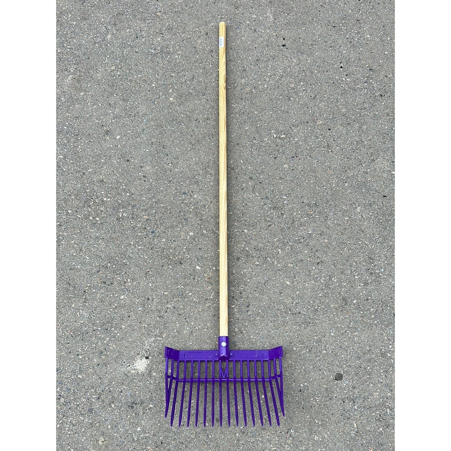 Irvines Stall Fork - Image 6