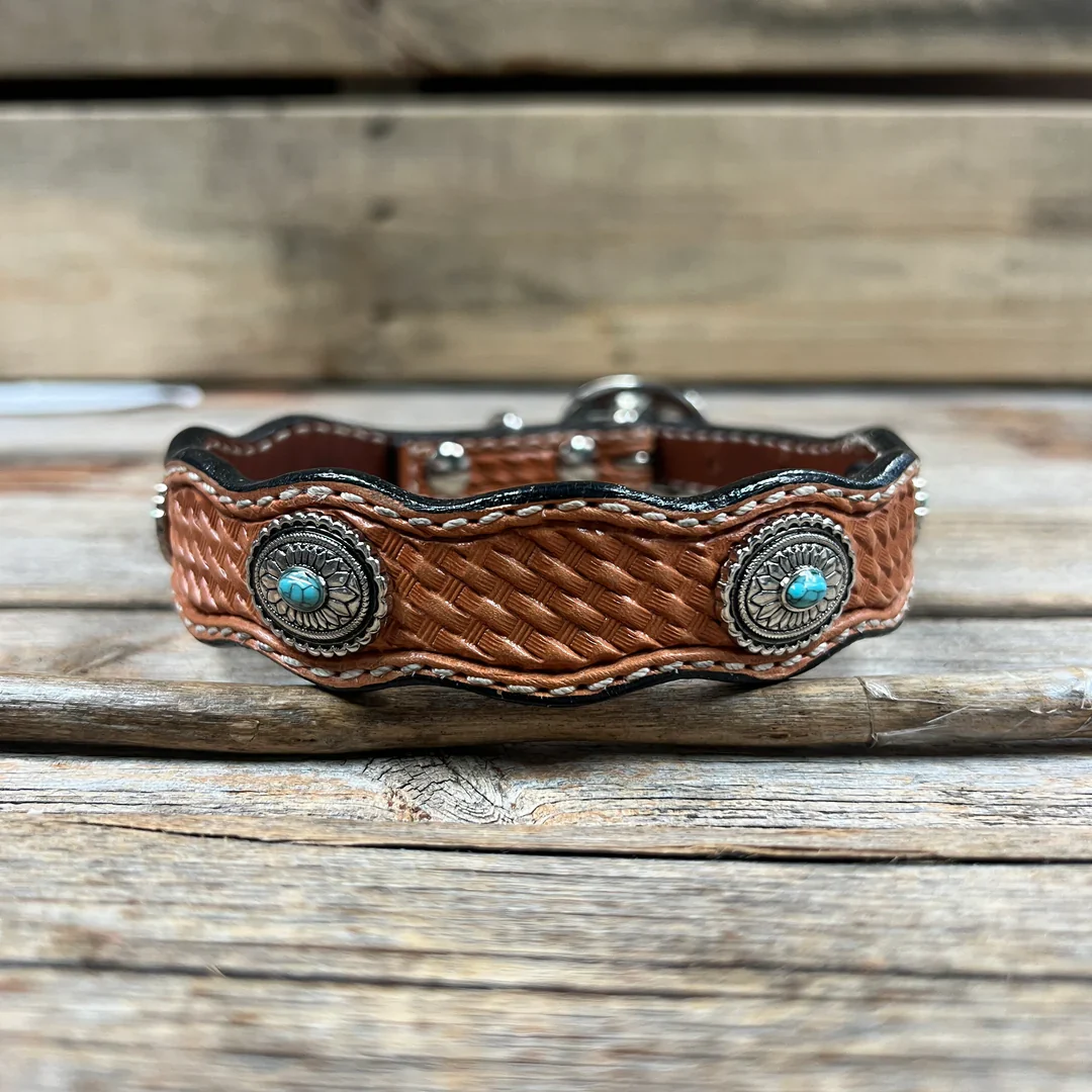 Rodeo Drive Leather with Antique Silver Oval Conchos Dog Collar - Medium Oil Leather
