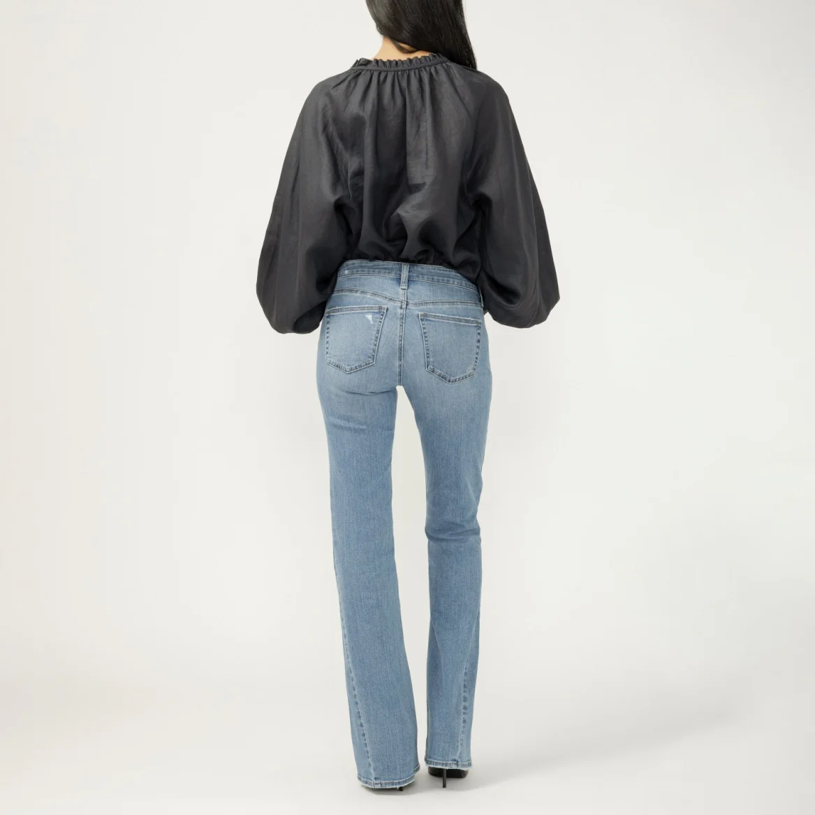 Silver Women's Suki Bootcut Midrise Jeans- Haze - Image 2