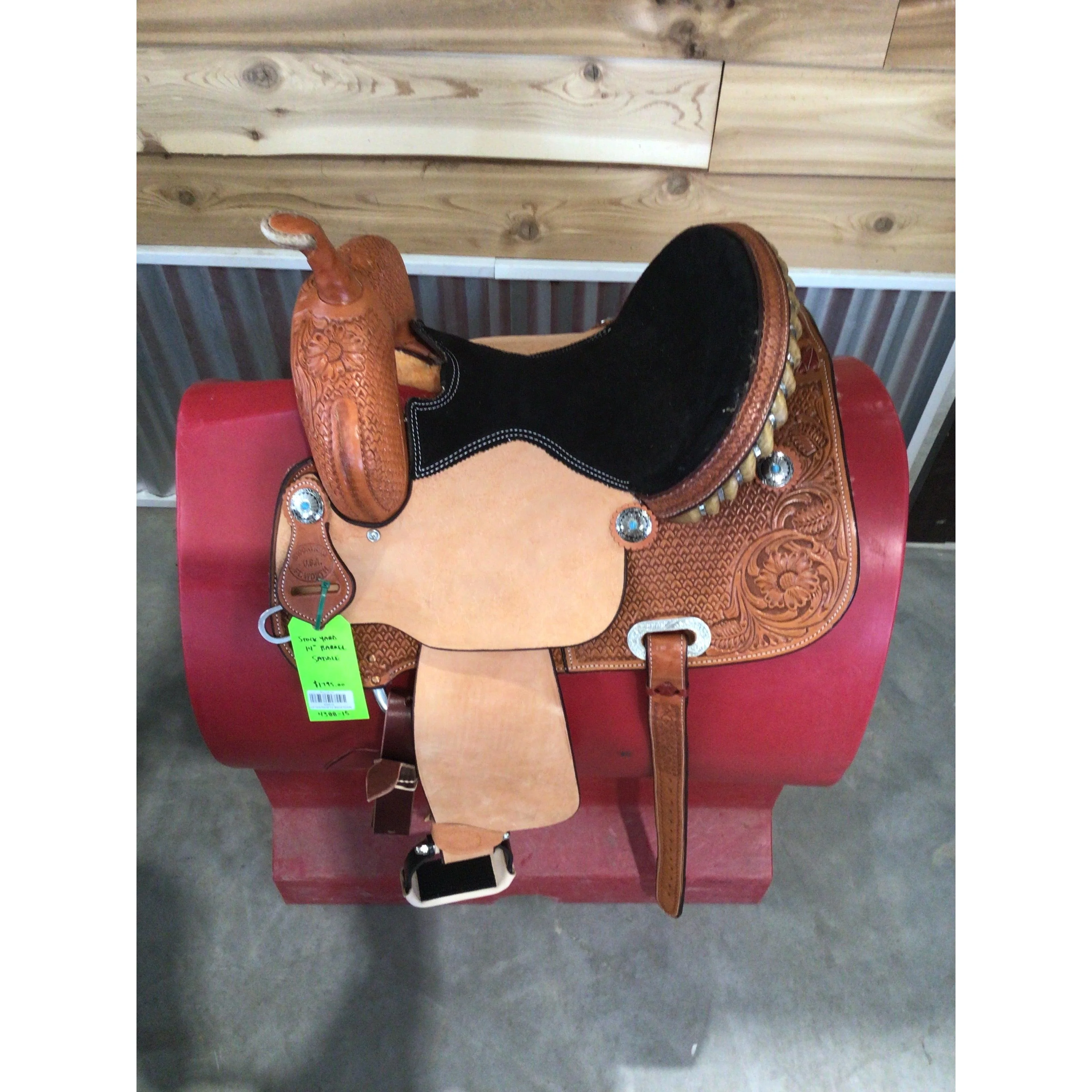 Stock Yard Barrel 14" Barrel Saddle - Image 2