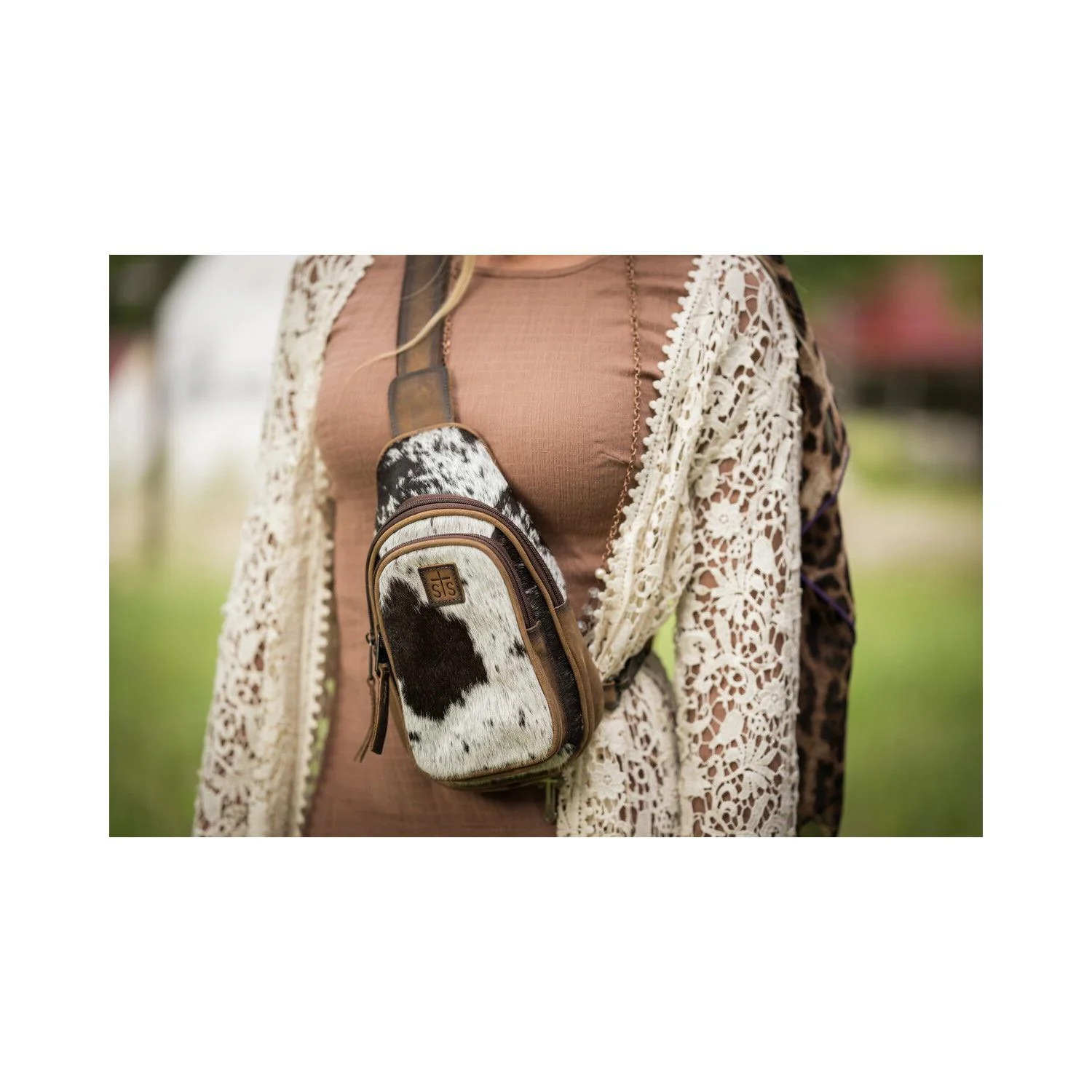 STS Ranchwear Sojourner Cowhide Sling Bag - Brown - Image 3