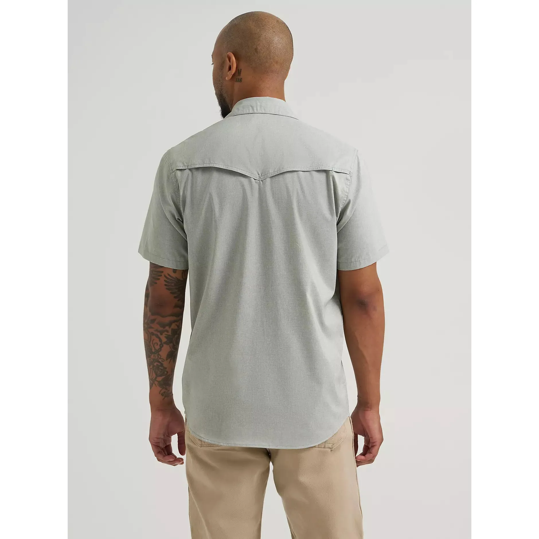 Wrangler All Terrain Gear Drover Short Sleeve Utility Shirt- Iceburg Green - Image 2