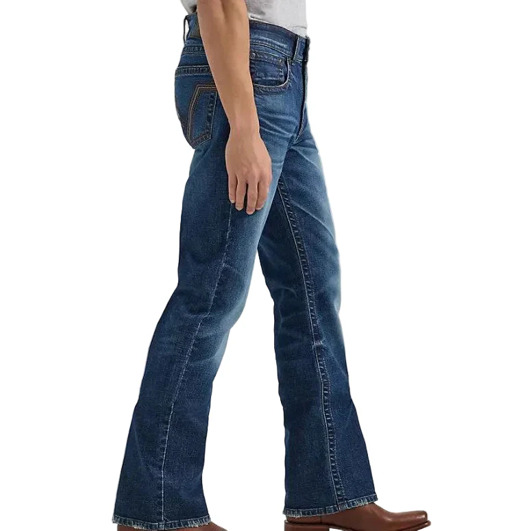 Wrangler Men's Slim Fit Bootcut Jean - Deverow - Image 2