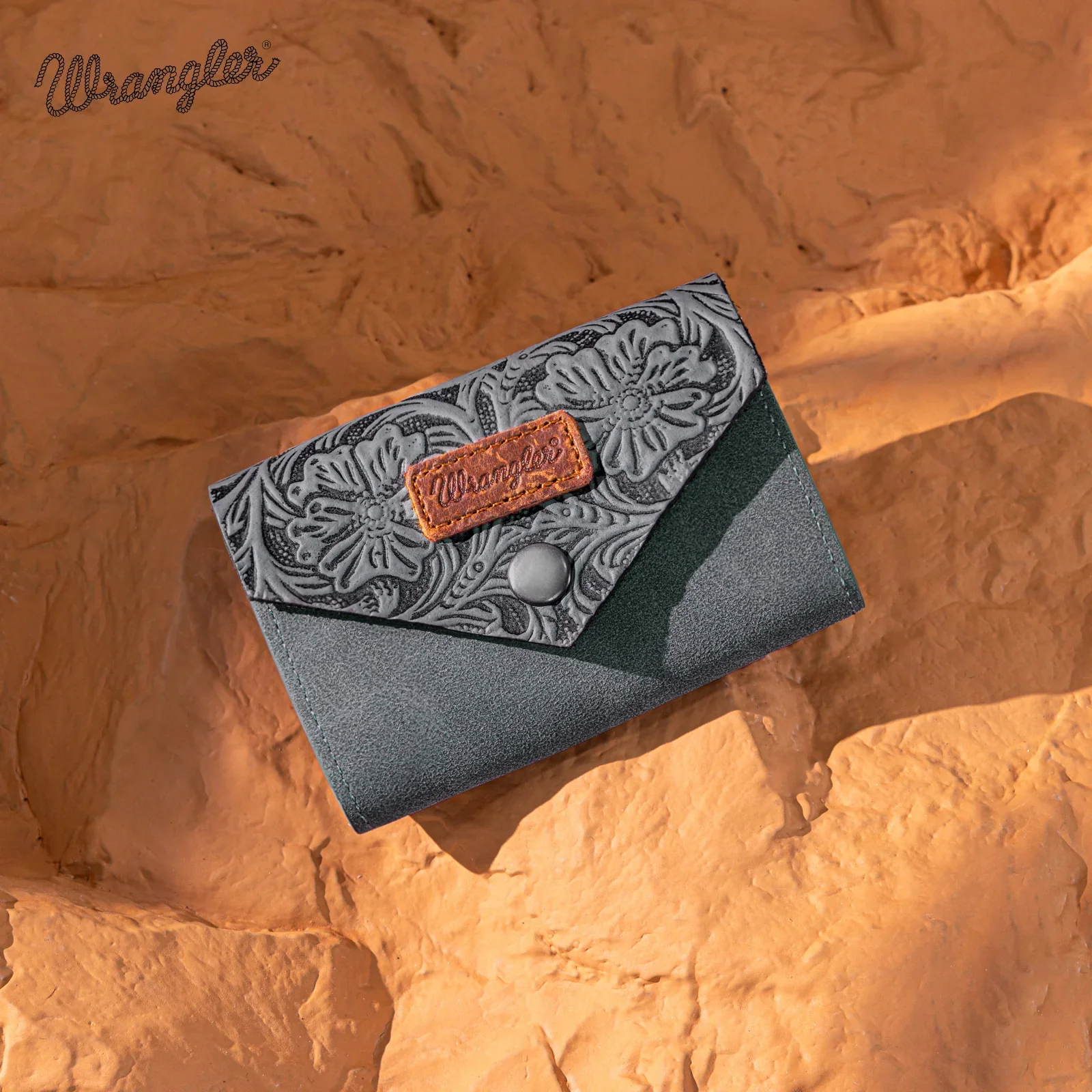 Wrangler Floral Tooled Card Holder- Multiple Colours - Image 3