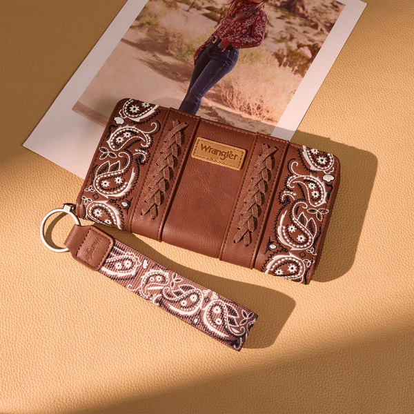 Wrangler Bandana Paisley Print Wallet- Multiple Colours - Image 5