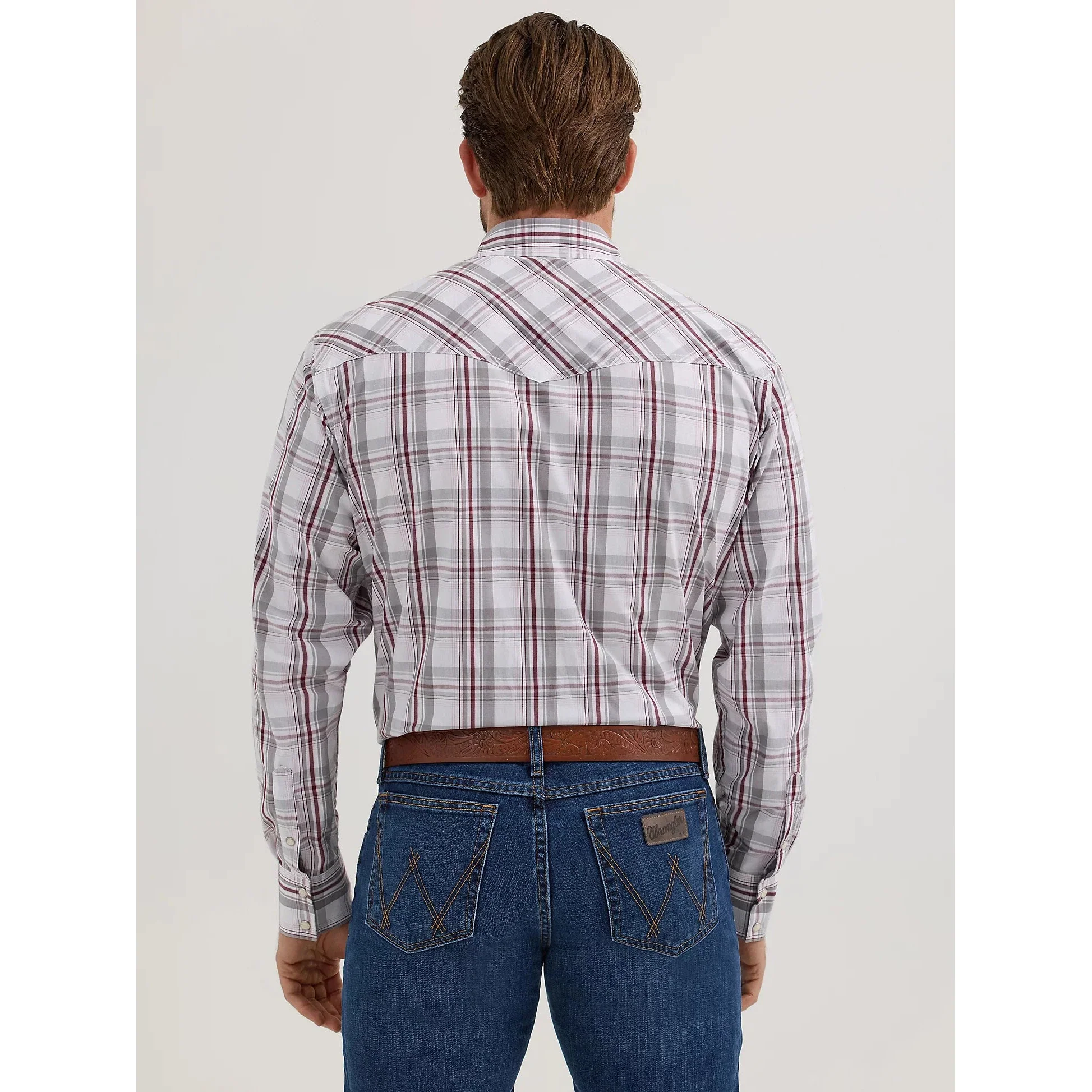 Wrangler Men's 20X Competition Advanced Comfort Long Sleeve Classic Fit Shirt - Gray Plum Plaid - Image 2