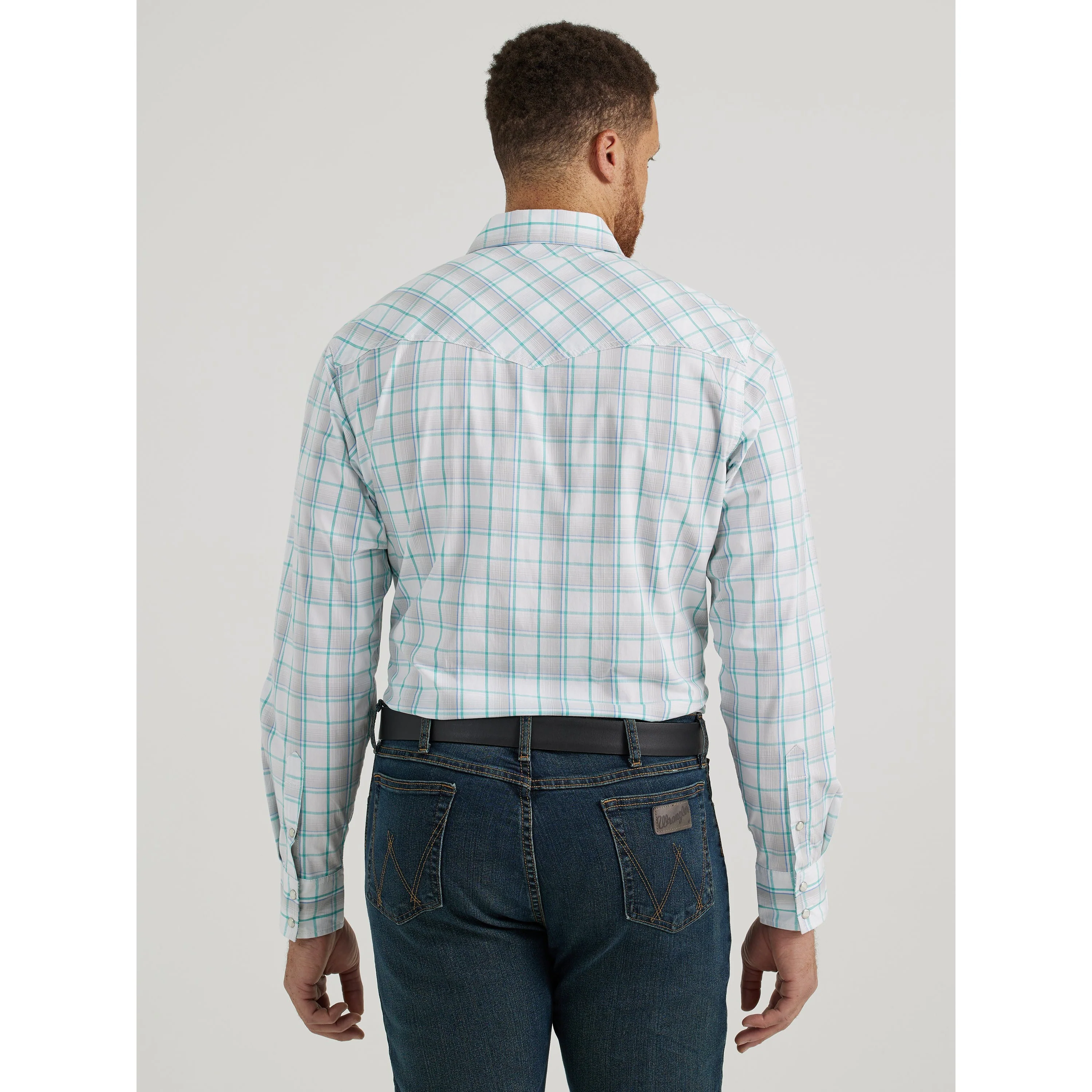 Wrangler Men's 20X Advanced Comfort Long Sleeve Classic Fit Snap Shirt - White - Image 2