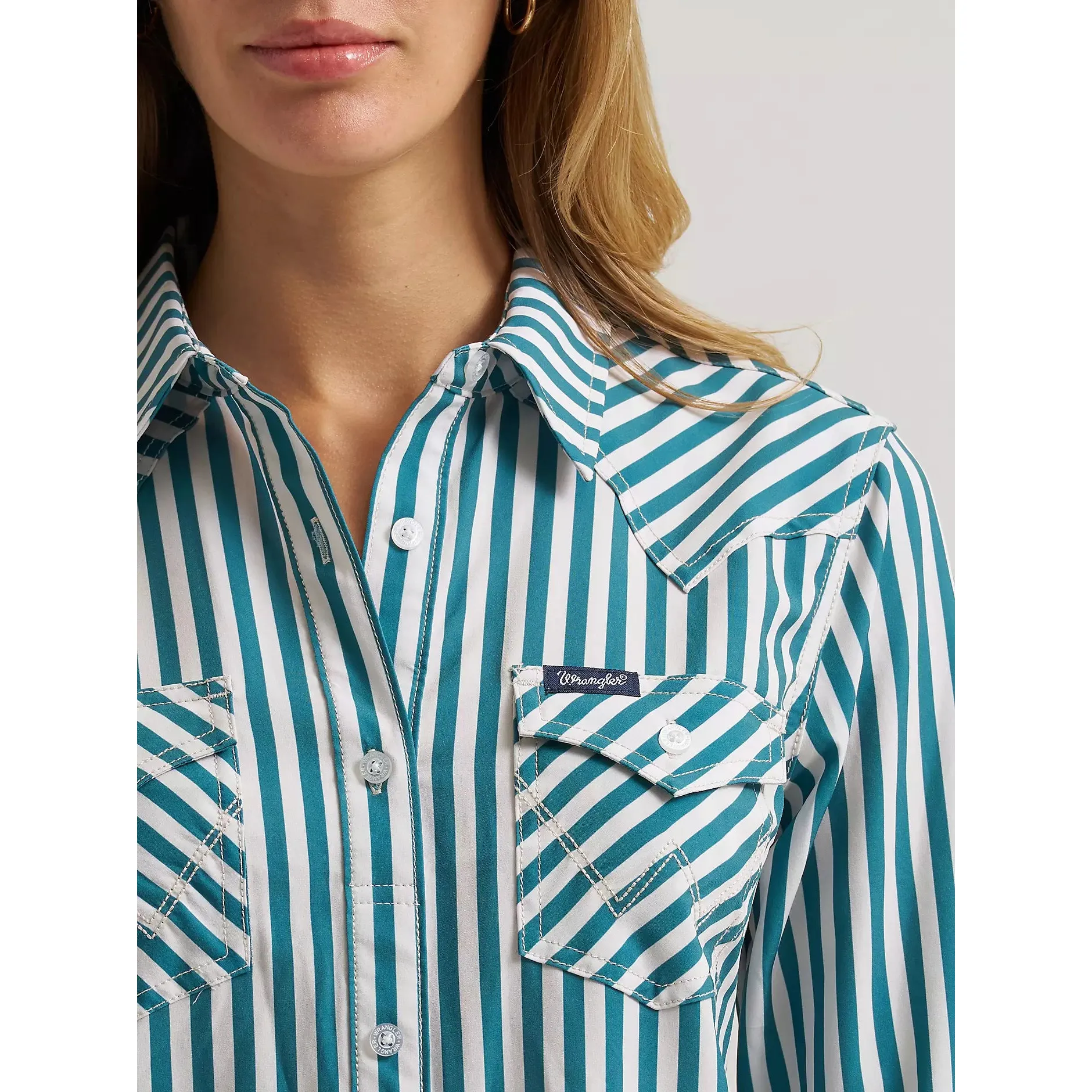 Wrangler Women's Long Sleeve Performance Aria Stripe Shirt - Green - Image 3